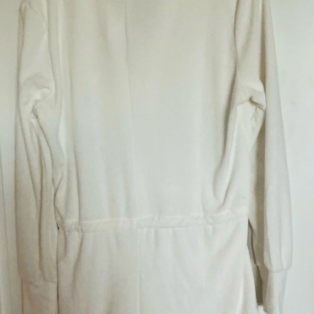 WeWoreWhat Cream jumper with Classic Lapel Design - Picture 3 of 6